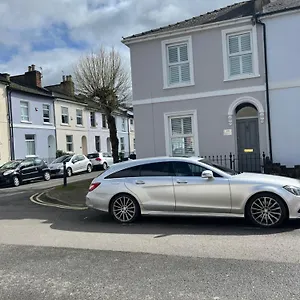 The Lily Pad - Townhouse, A Short Walk To Town Center And Racecourse Cheltenham